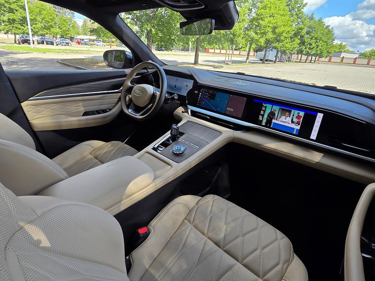 Geely Monjaro Flagship — zdjęcie 9